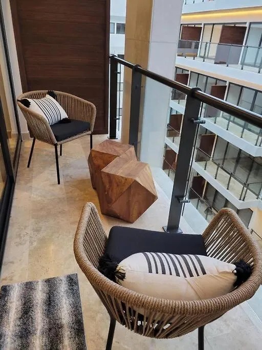 Stylish 1Br Beachside Retreat Playa del Carmen