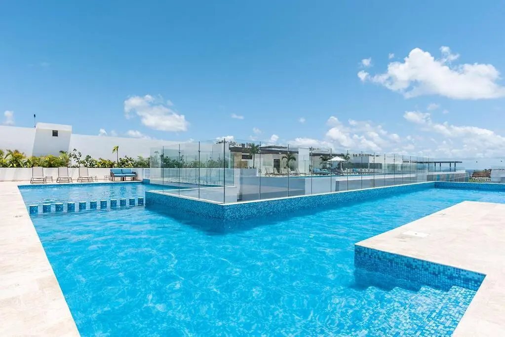 Stylish 1Br Beachside Retreat Playa del Carmen